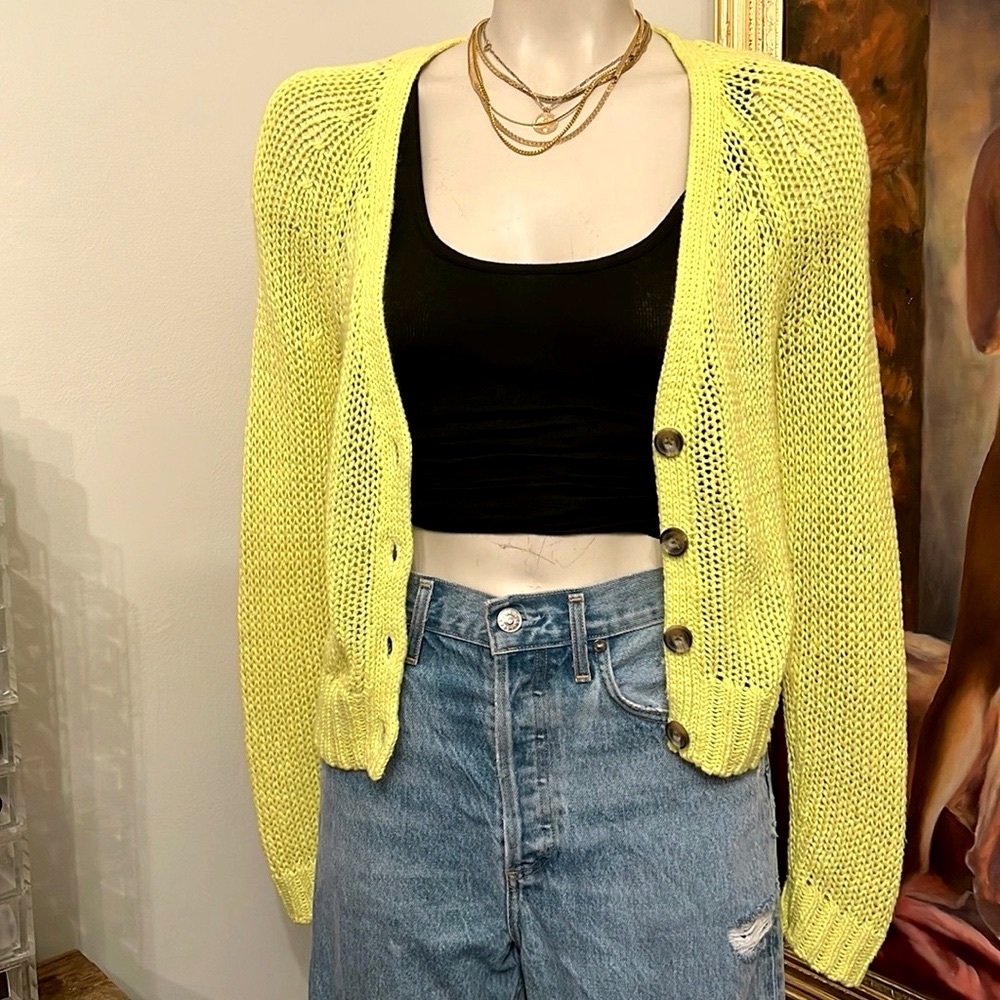 NWOT AE Lime Cropped Cardigan
